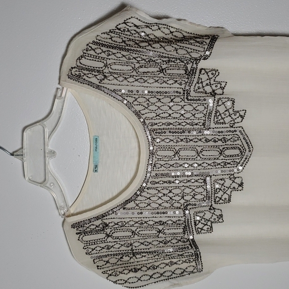 Maurices beaded sheer front shirt sleeve shirt, ivory, sequin/ beading, size med - Picture 2 of 7